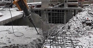 Демонтаж монолитного перекрытия в Александрове - Профессиональная разборка от 840 руб.