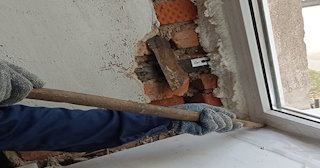 Демонтаж оконных откосов по выгодной цене от 525 руб. в Александрове - Сварной-Лкн