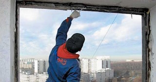 Демонтаж остекления балкона в Александрове - цена от 578 руб. - Сварной-Лкн